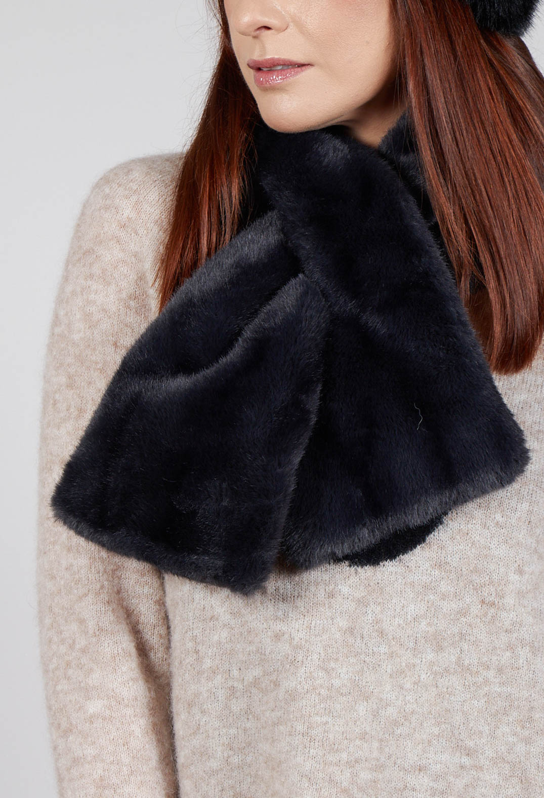 Neige Scarf in Noir