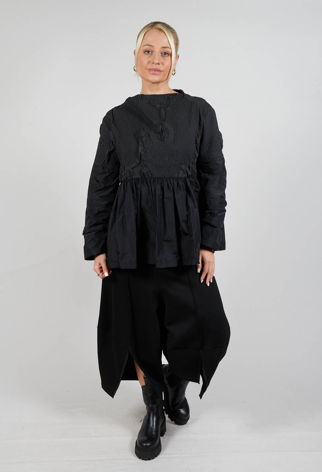 Oman Blouse in Black