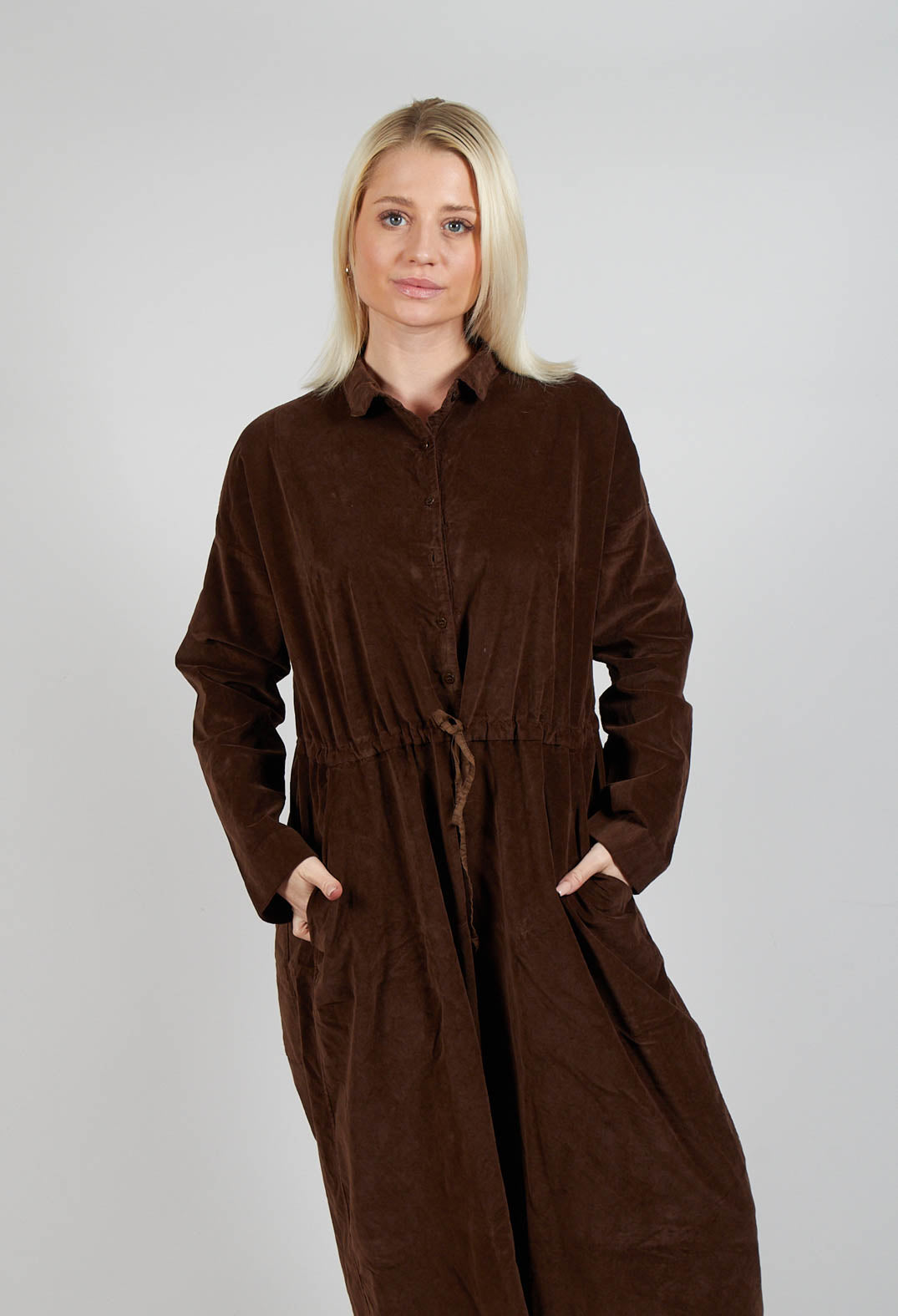 Oversized Collar Jumpsuit V in Coffee