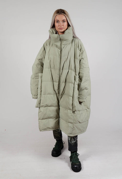 Oversized Puffer Coat in Defender