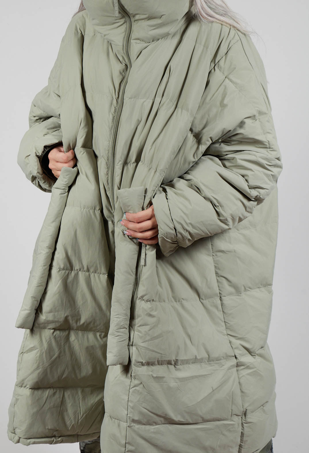 Oversized Puffer Coat in Defender