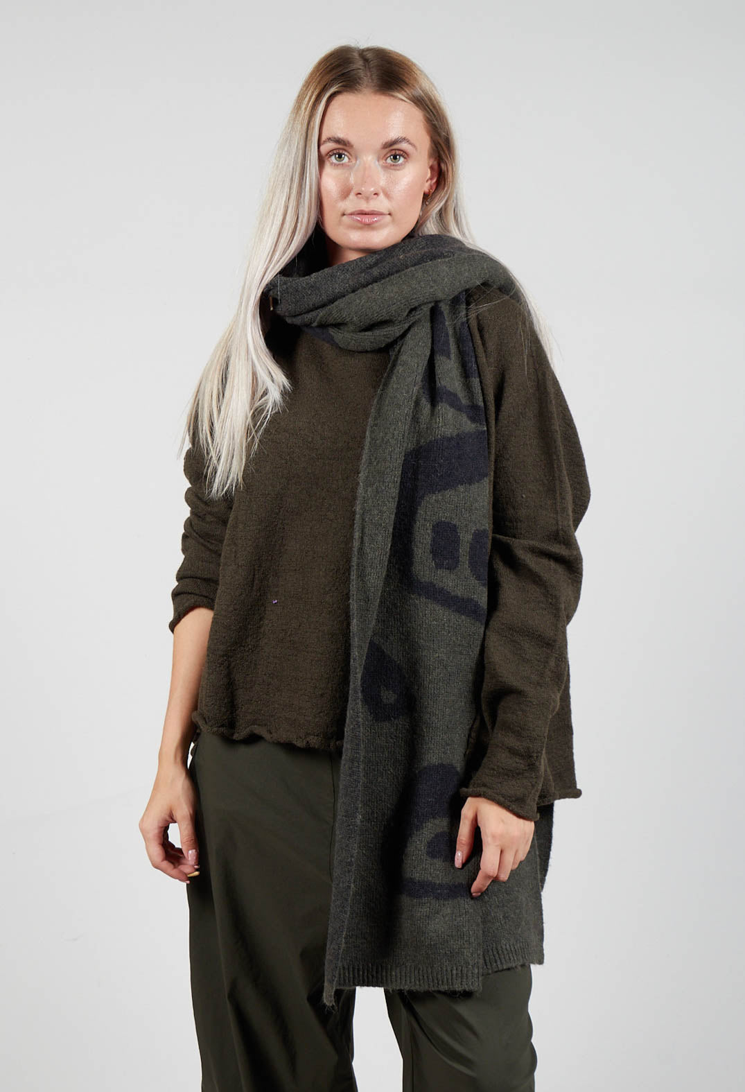 Oversized Scarf in Jungle Jacquard