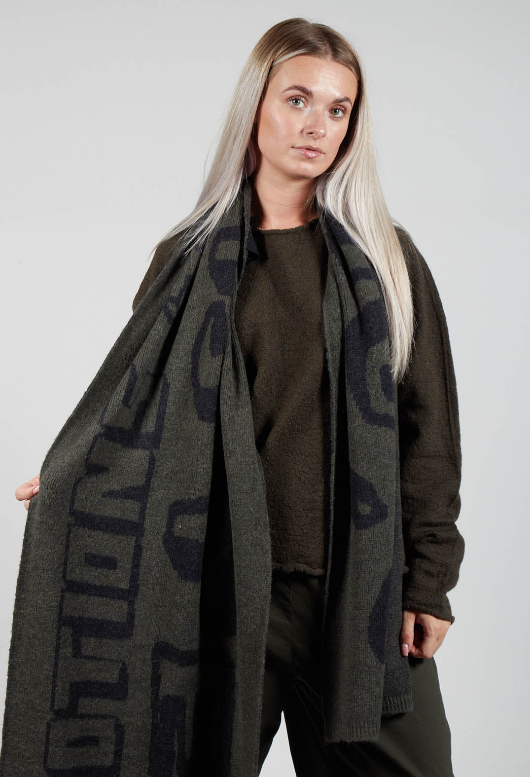 Oversized Scarf in Jungle Jacquard