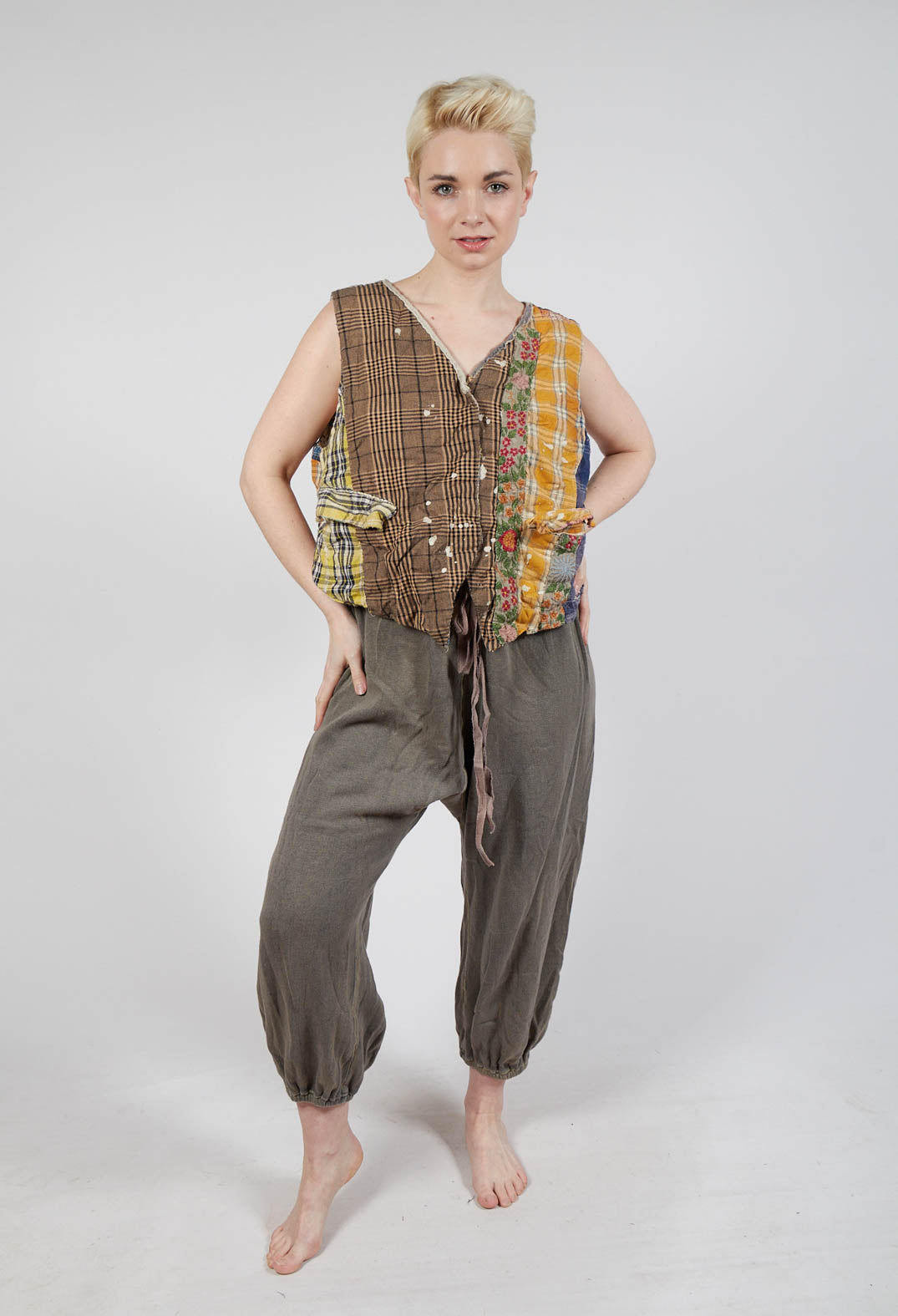 Patchwork Andriy Vest in Madras Yellow