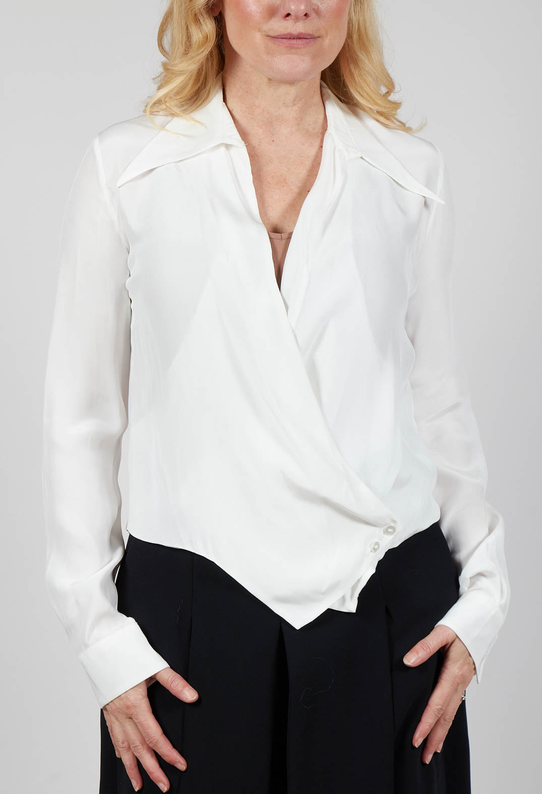 Phoebe Blouse in Bianco