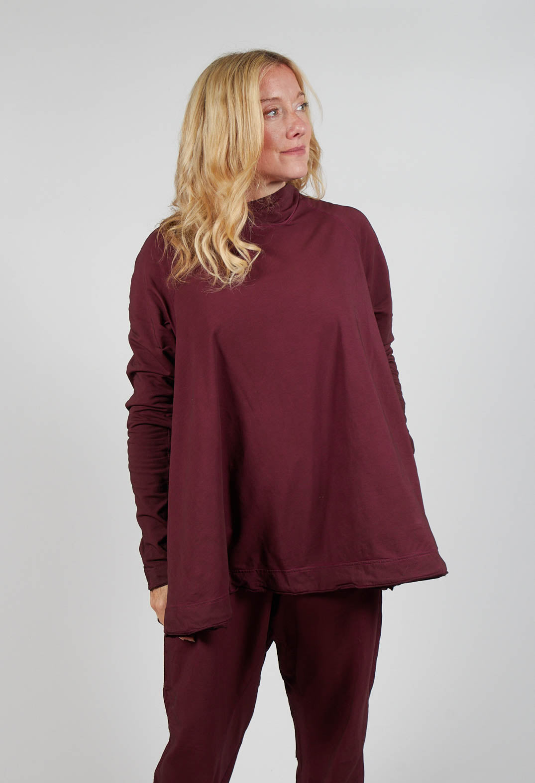 Pleat Top in Merlot Cloud