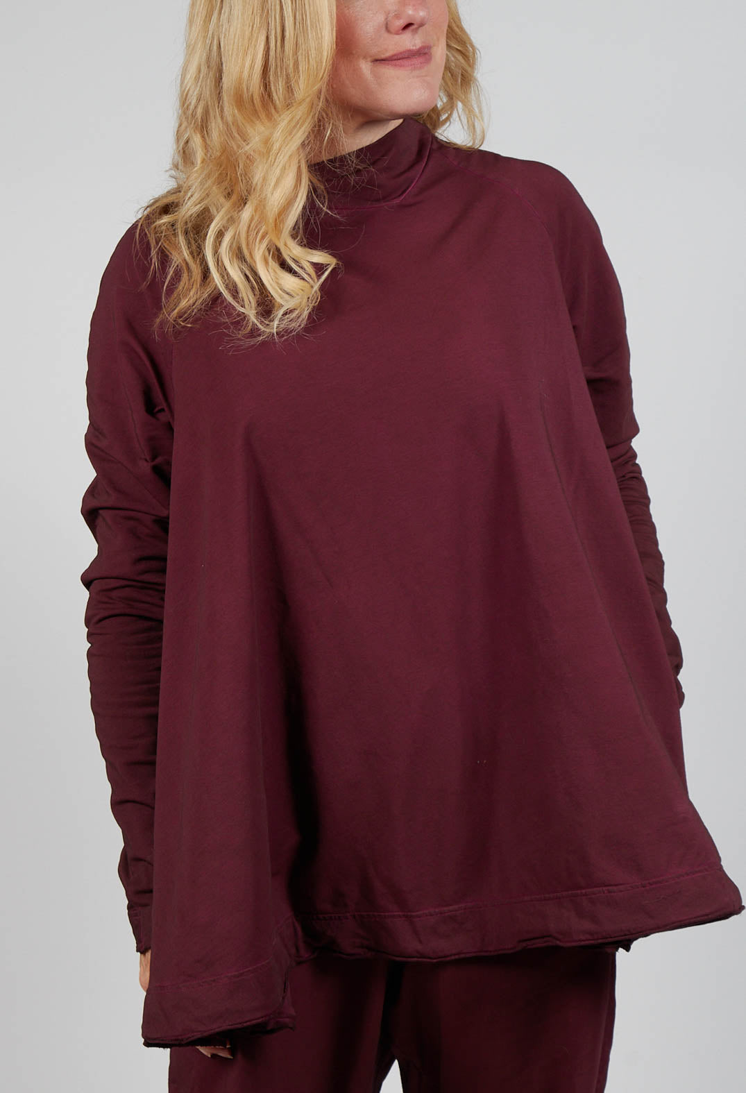 Pleat Top in Merlot Cloud