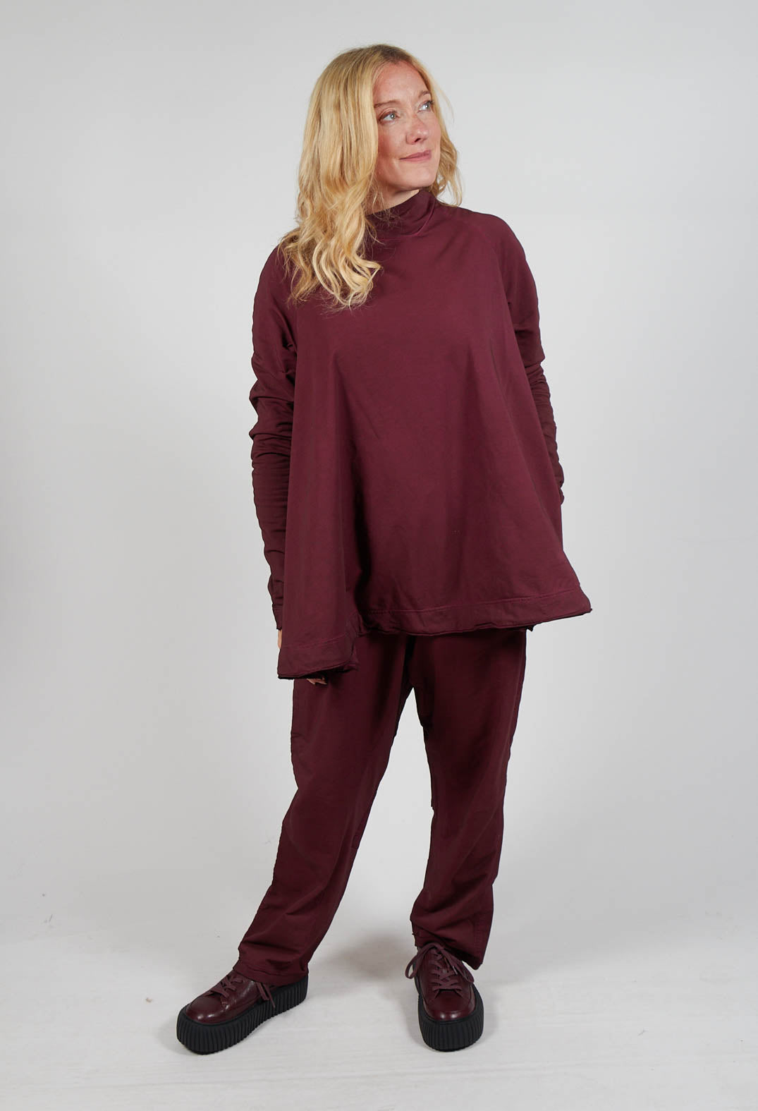 Pleat Top in Merlot Cloud