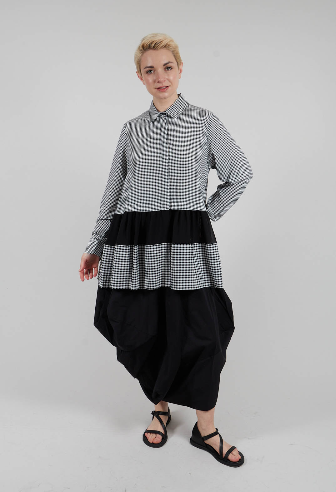 Pleated Hem Shirt in Black and White