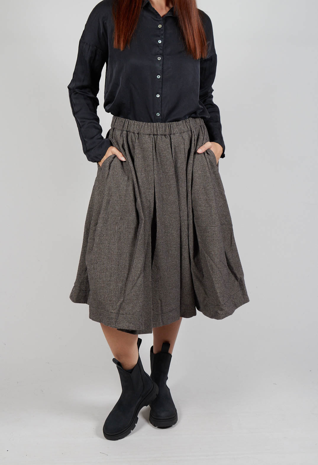 Pleated Skirt in Coffee