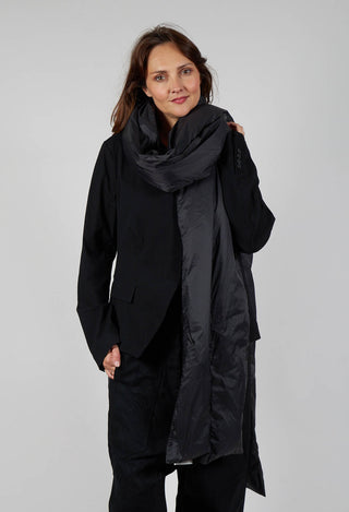 Puffer Scarf in Black