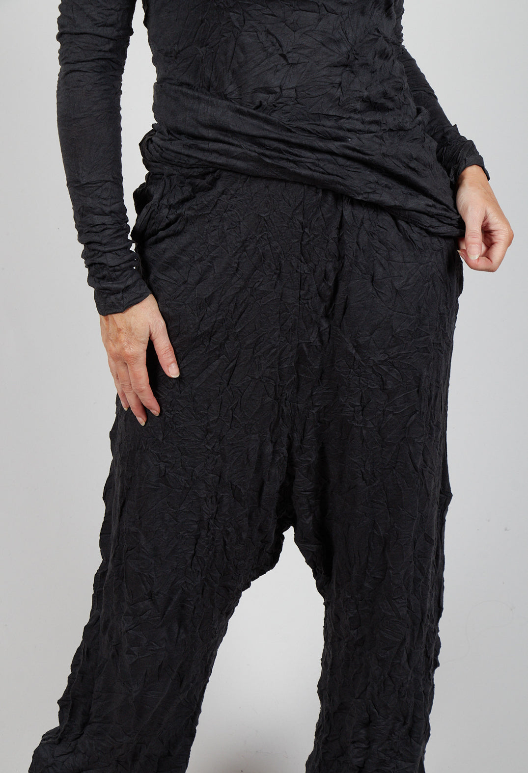 Pull On Crinkle Trousers in Slate