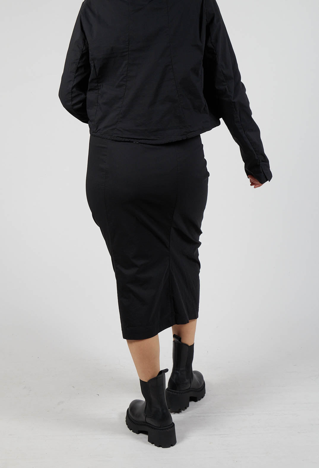 Pull On Longline Pencil Skirt in Black