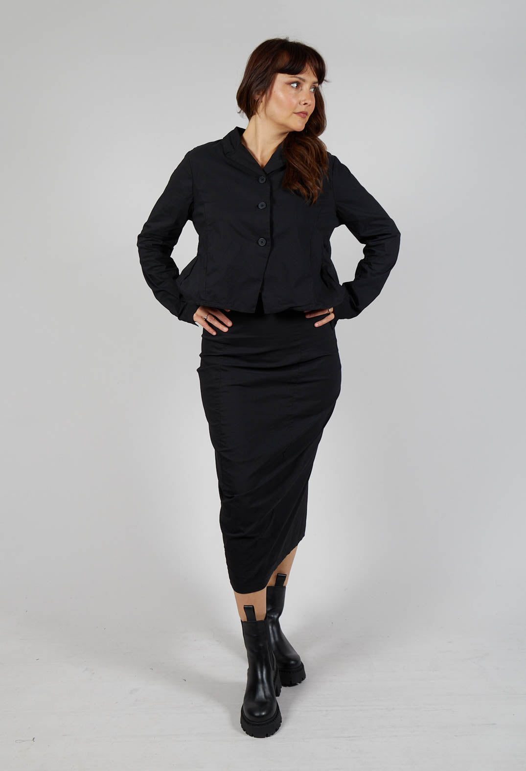 Pull On Longline Pencil Skirt in Black