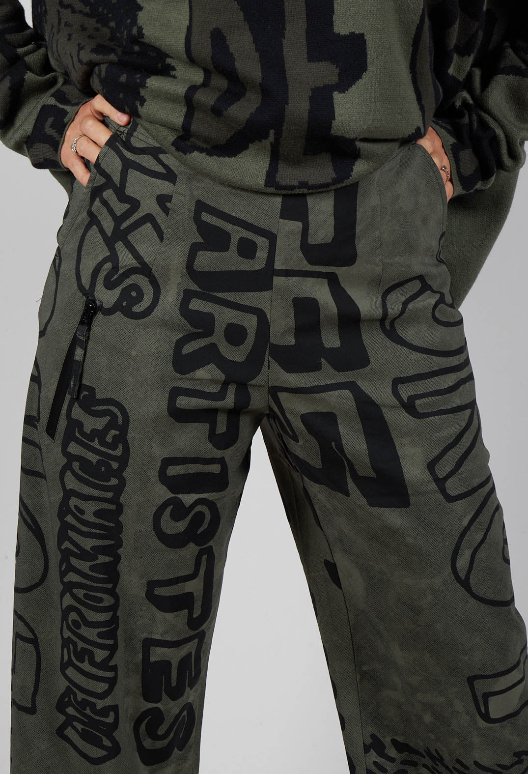 Pull On Straight Leg Trousers in Camp Big Print