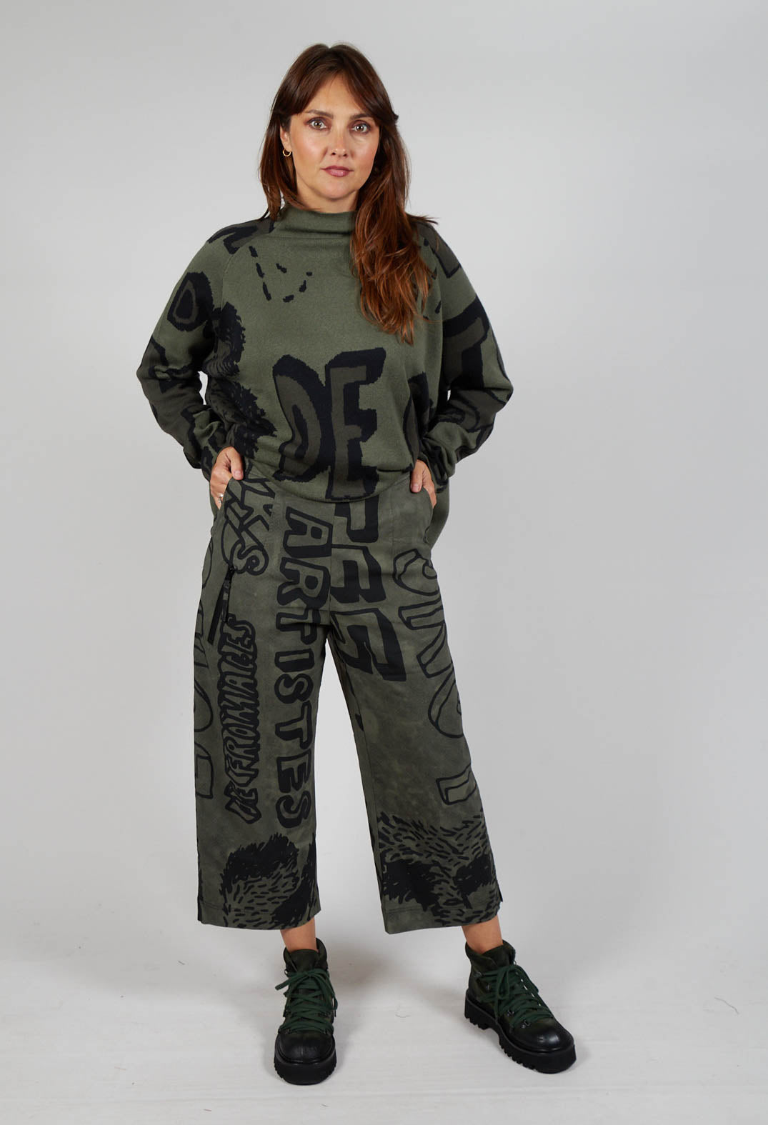 Pull On Straight Leg Trousers in Camp Big Print