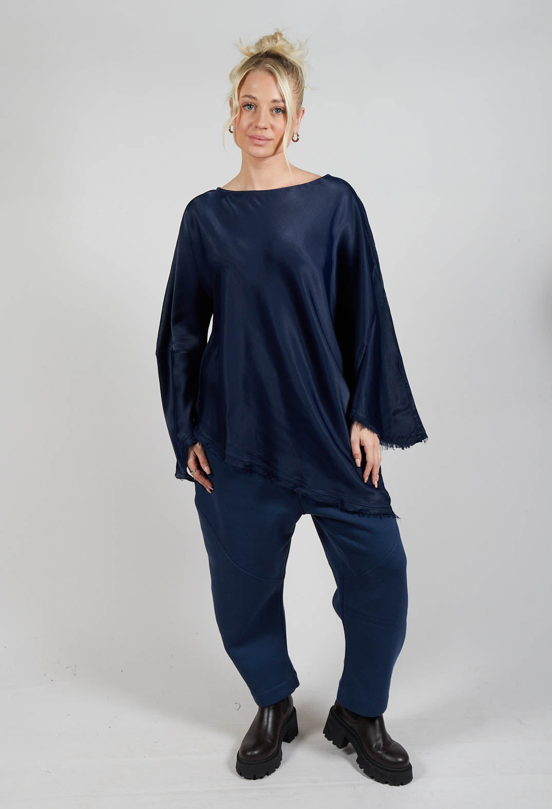 Raj Acto Top in Extra Blue