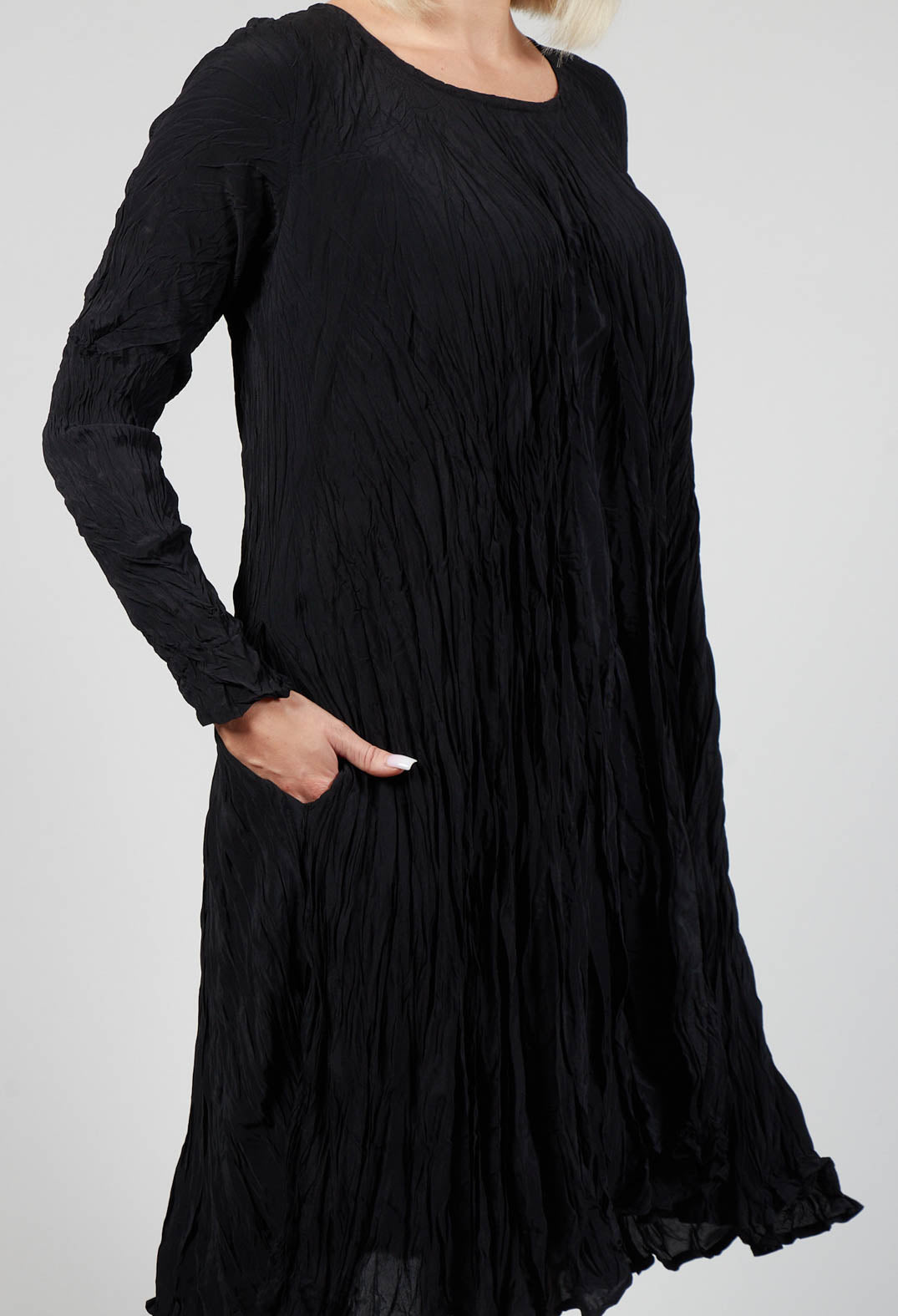 Regen Dress in Kaviar Black