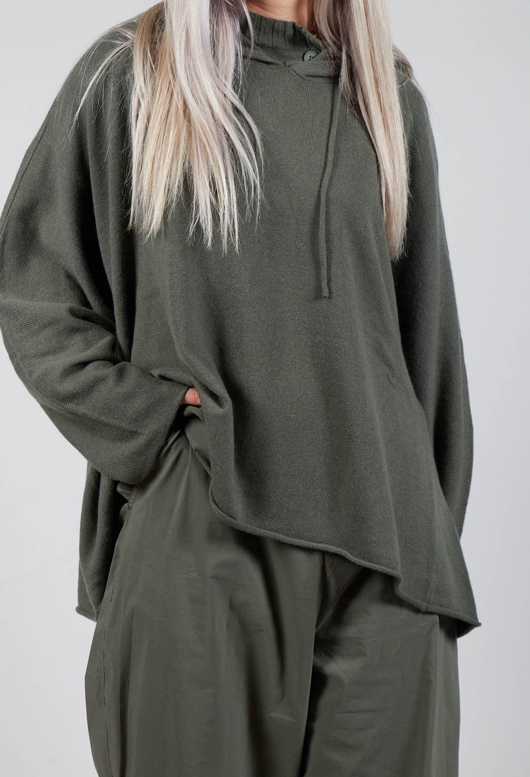 Relaxed Fit Hooded Jumper in Camp