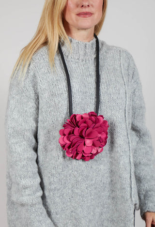 Rosa Neckace in Fuschia