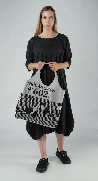 PRE-ORDER - Shopper Bag in Black Offwhite Shopper Bag in Black Offwhite (Pictured in Grey Black)