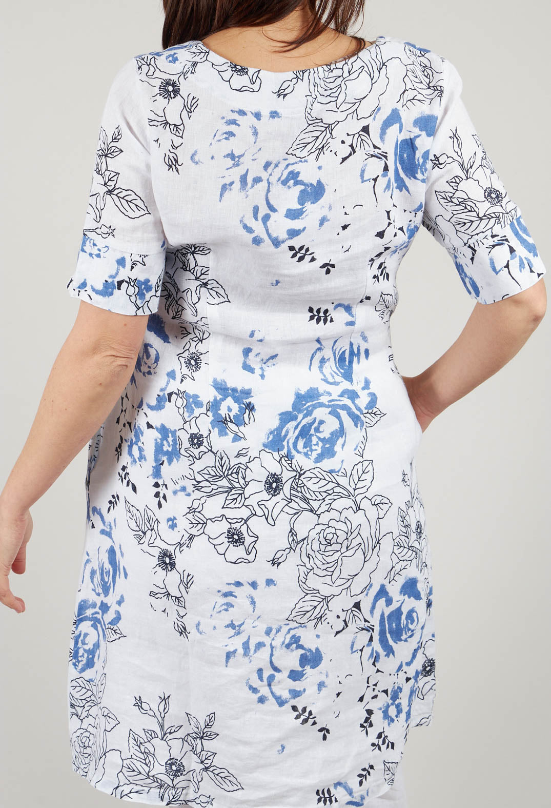 Short Sleeved Floral Dress in C. Blue