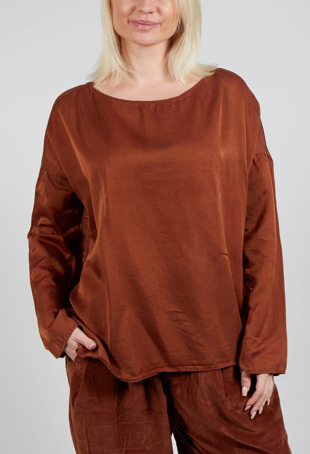 Silk T-Shirt in Rust