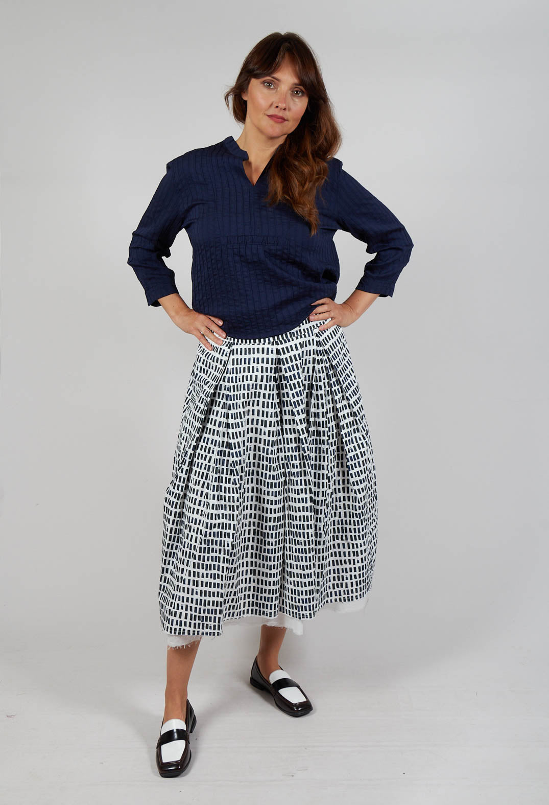 Skirt Print Jnes in Navy Sticks