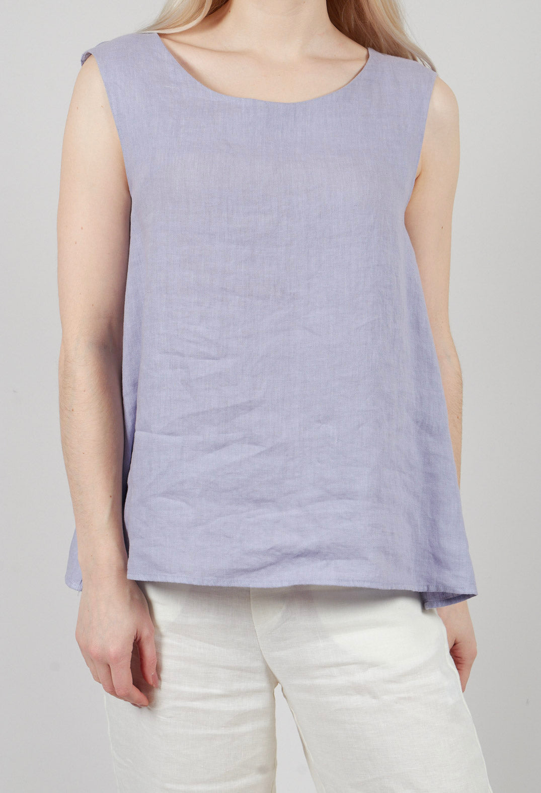 Sleeveless Linen Top in Lavanda