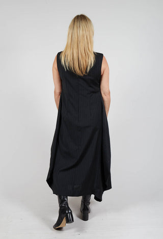 Sleeveless Smock Dress in Nero