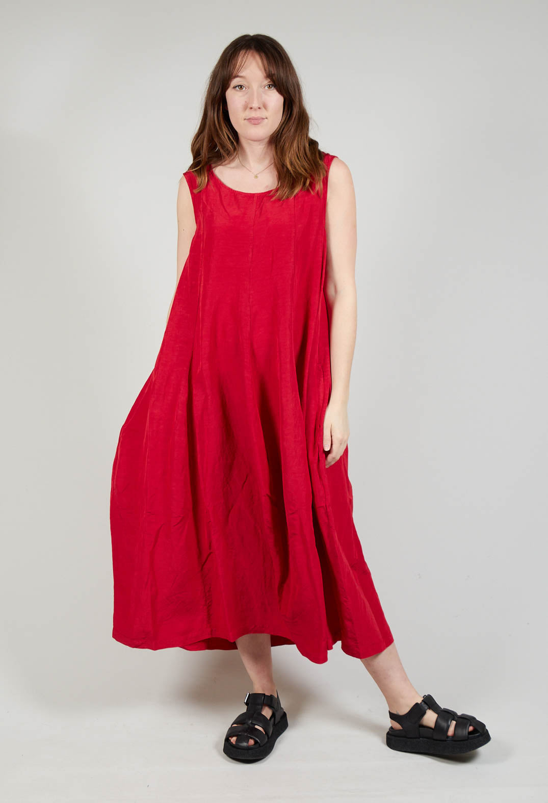 Sleeveless Tulip Hem Dress in Chili – Olivia May