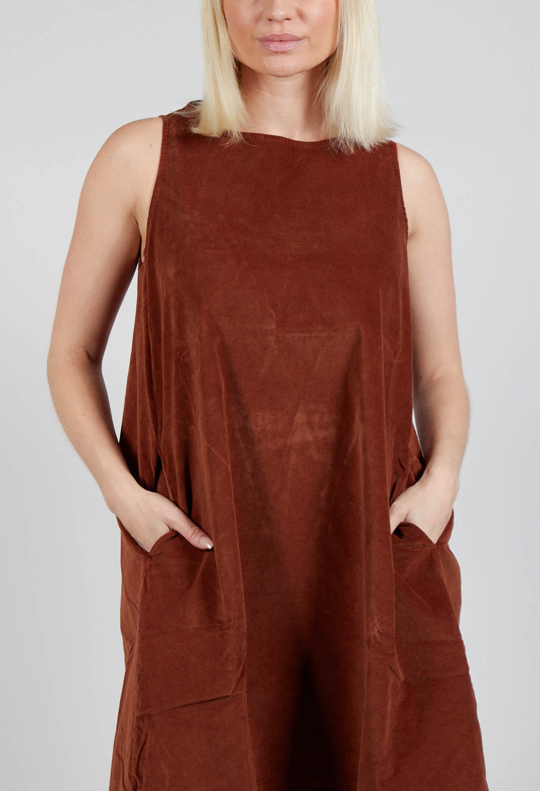 Sleeveless Tunic V in Rust