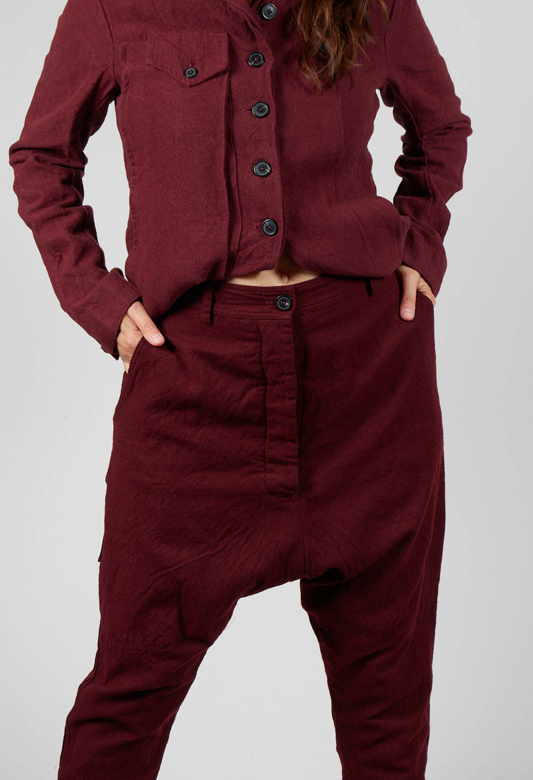 Slim Drop Crotch Trousers in Merlot