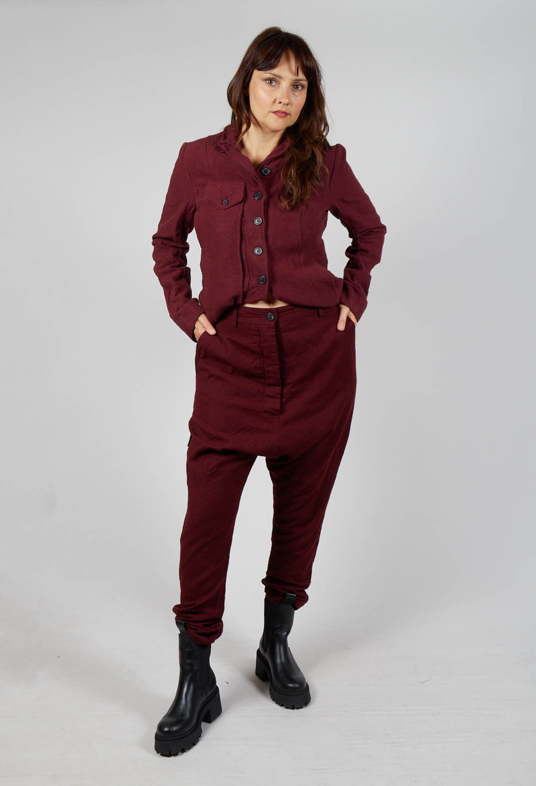 Slim Drop Crotch Trousers in Merlot