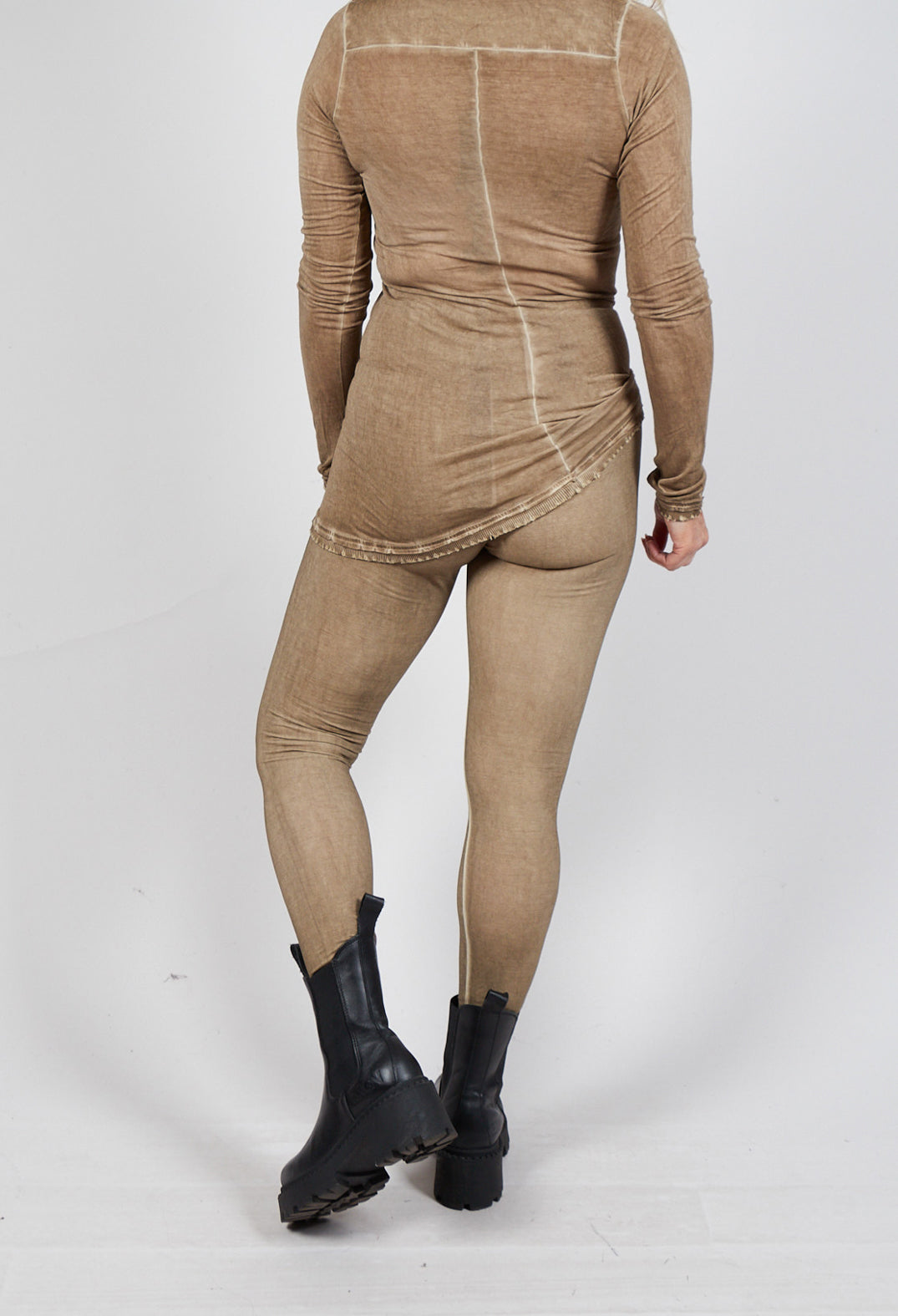 Slim Fit Leggings in Camel Cloud