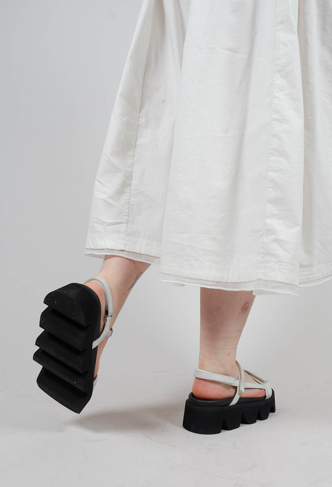 Slim Strap Sandals in Gasoline Bianco Ottico