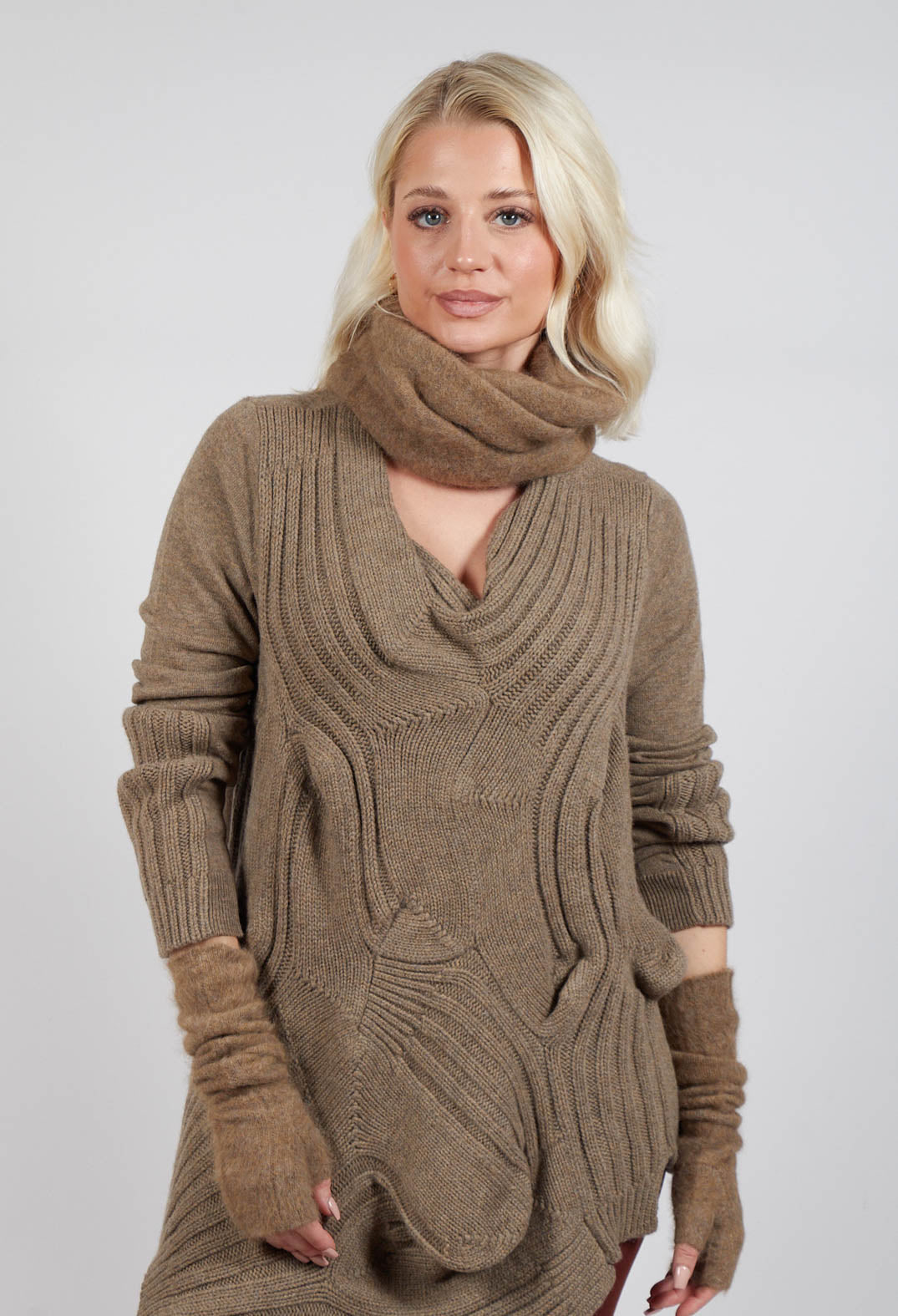 Slouchy Snood in Camel Mel