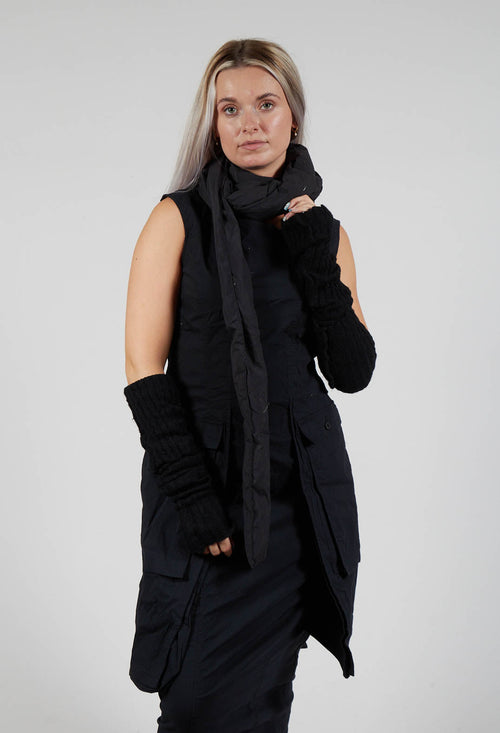 Smooth Puffer Scarf in Black