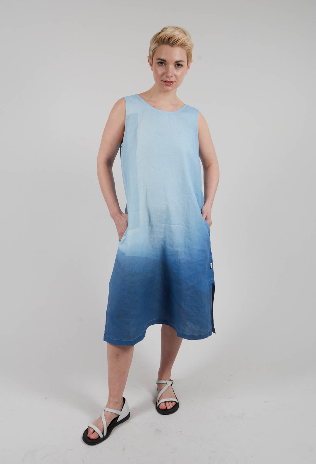 Som Dress in Eve Blue