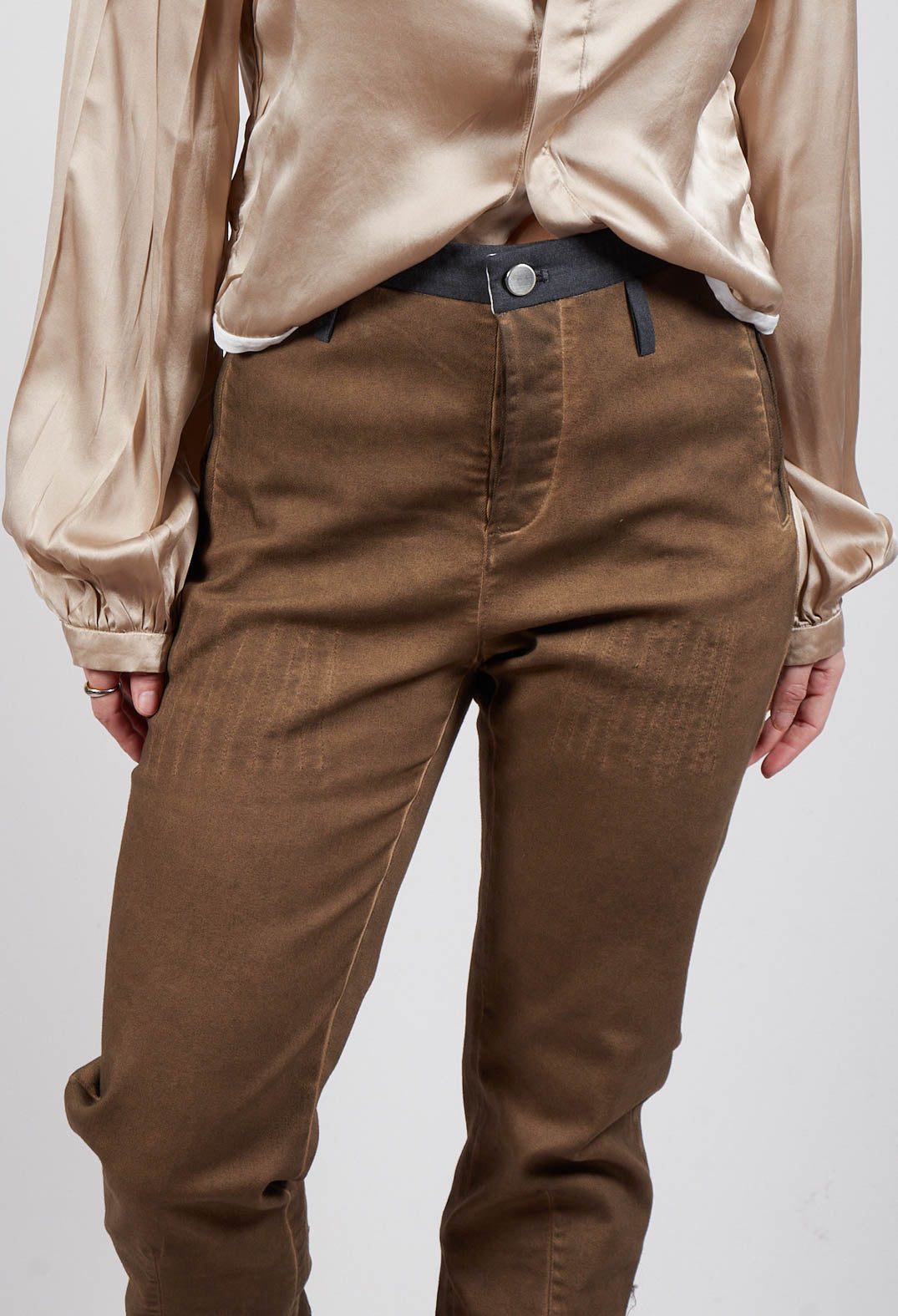 Straight Leg Cotton Trousers in Light Brown