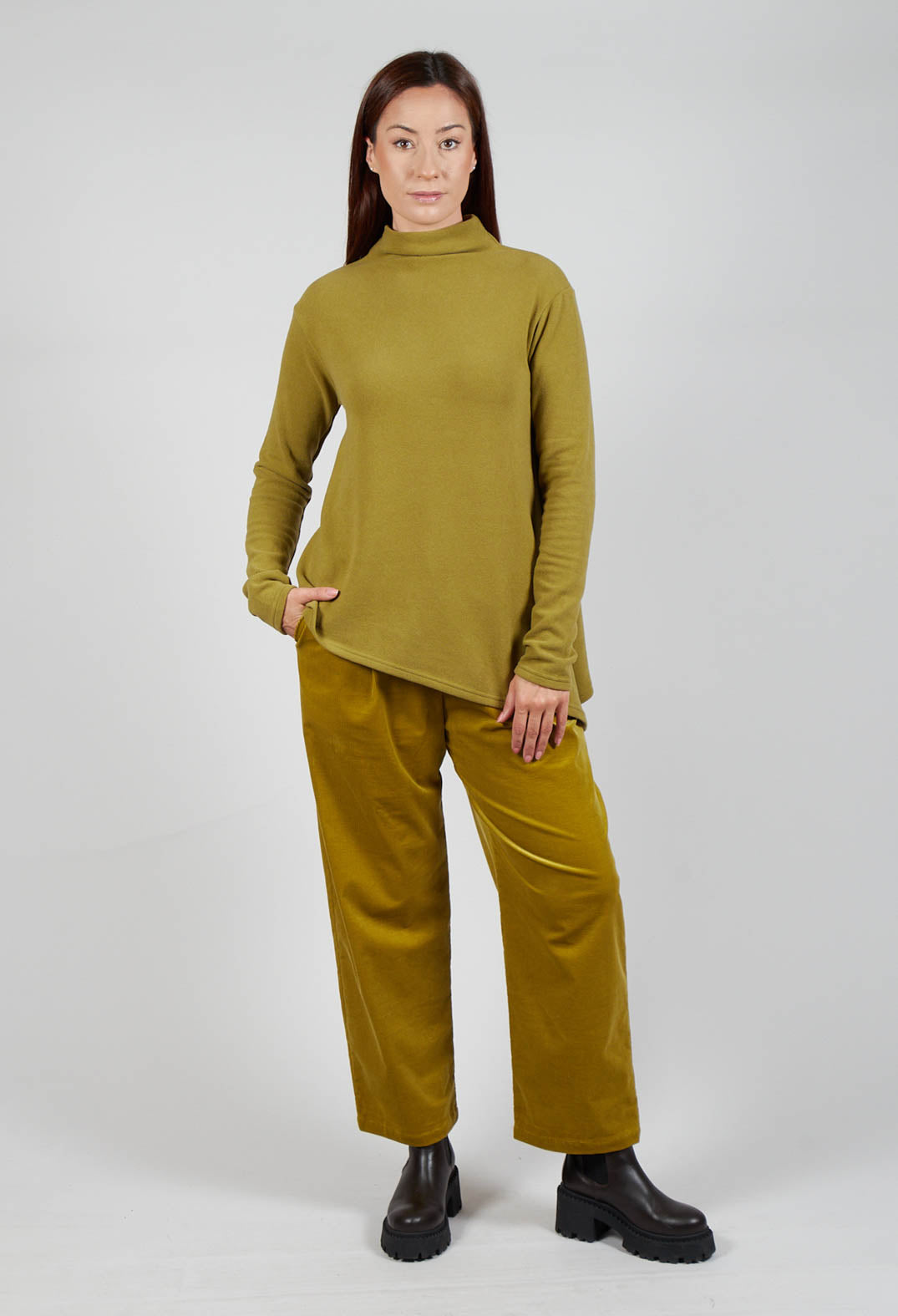 Straight Leg Ribbed Trouser in Cedro