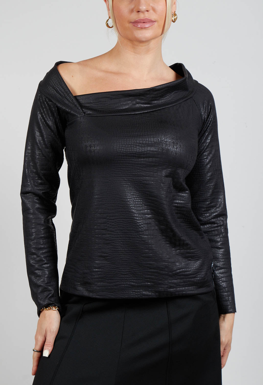 Surplice Pala Top in Black