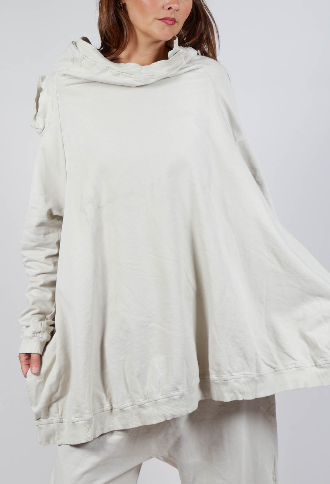 Sweatshirt Dress in Eraser