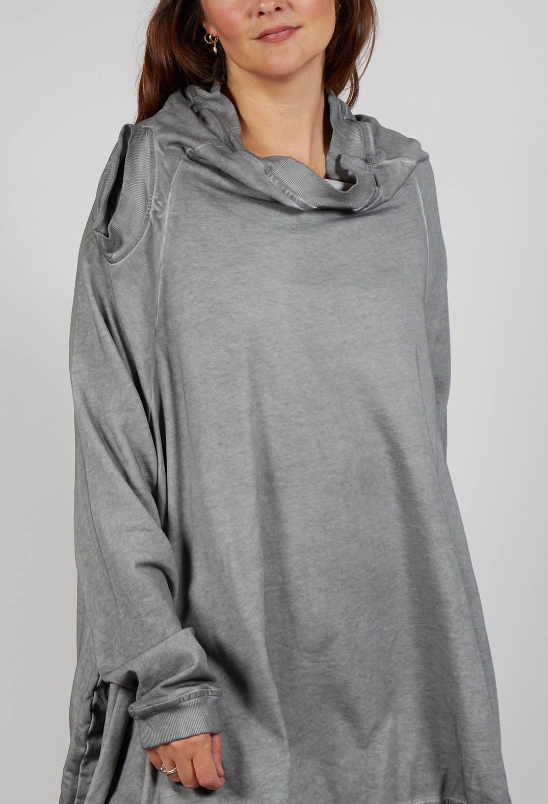 Sweatshirt Dress in Pencil Cloud