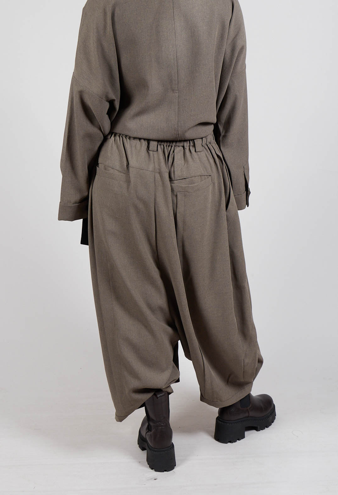 Tailored Dropcrotch Trousers in Taupe