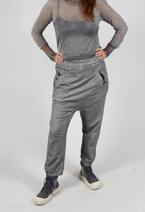 Tapered Ankle Sweatpants in Pencil Cloud