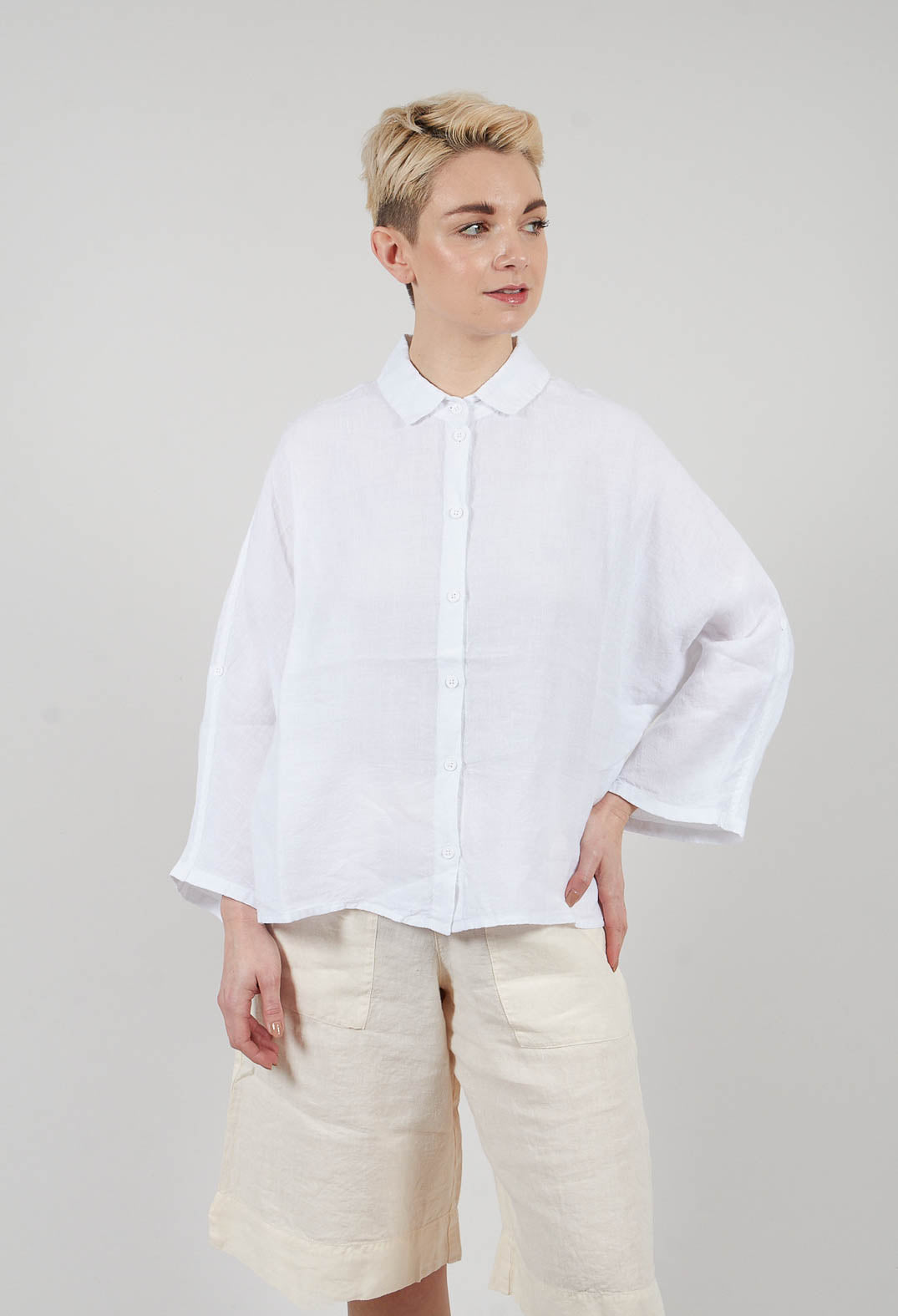 Tege Blouse in White