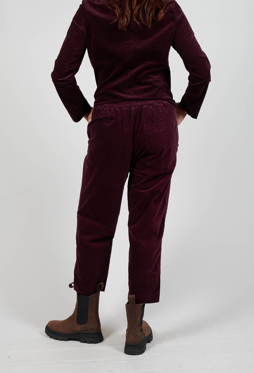 Terra L Trousers in Uva