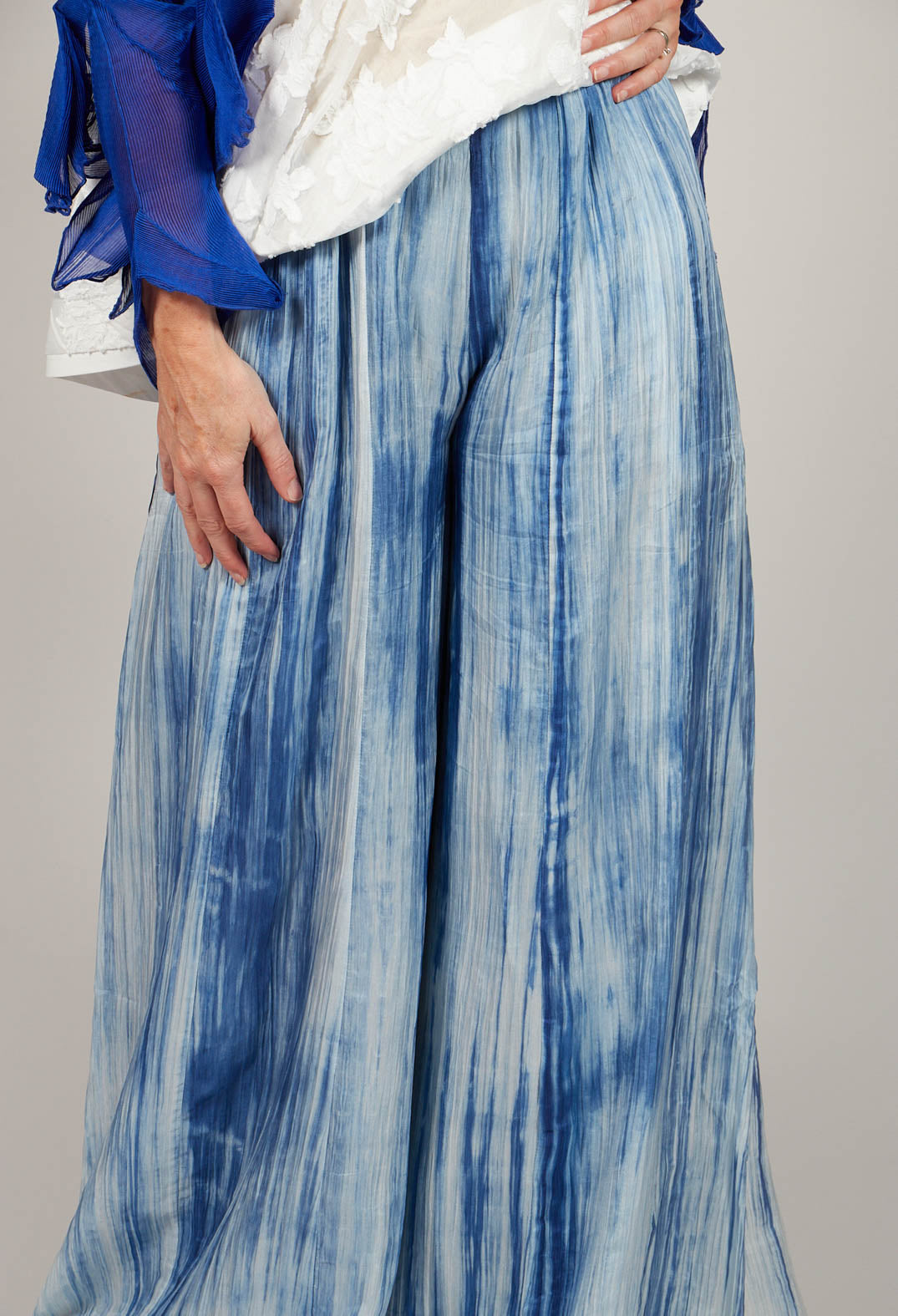 Emma Reversible Pants in Blue