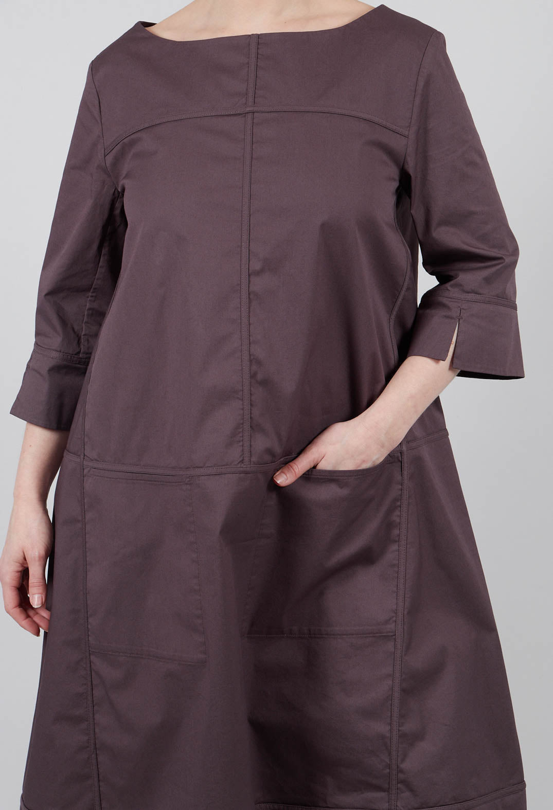 Velia Dress in Brown